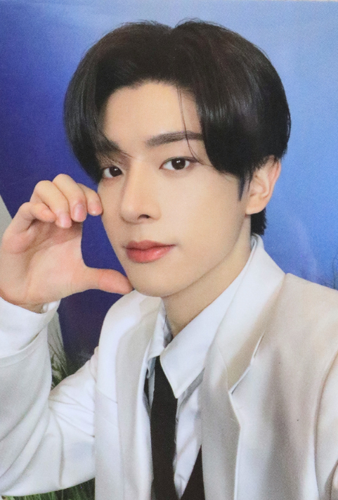 ENHYPEN - World Tour 'WALK THE LINE : FINAL' - WEVERSE POB Photocard jake