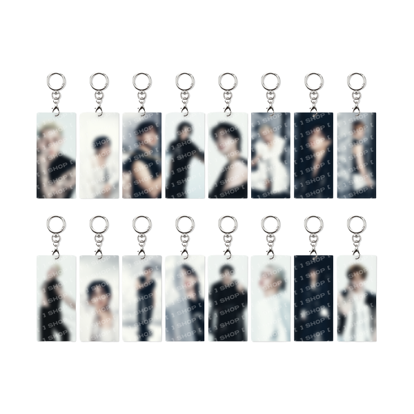 STRAY KIDS SECRET ACRYLIC KEYRING – RUN IT all keyrings (blurred)