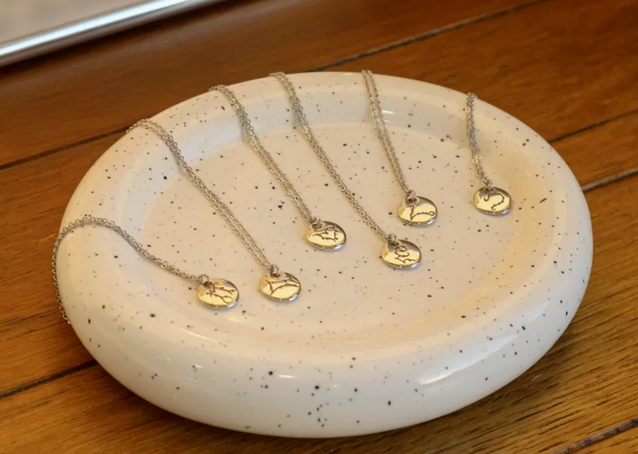 NMIXX POP-UP EXCLUSIVE NECKLACE DETAILS